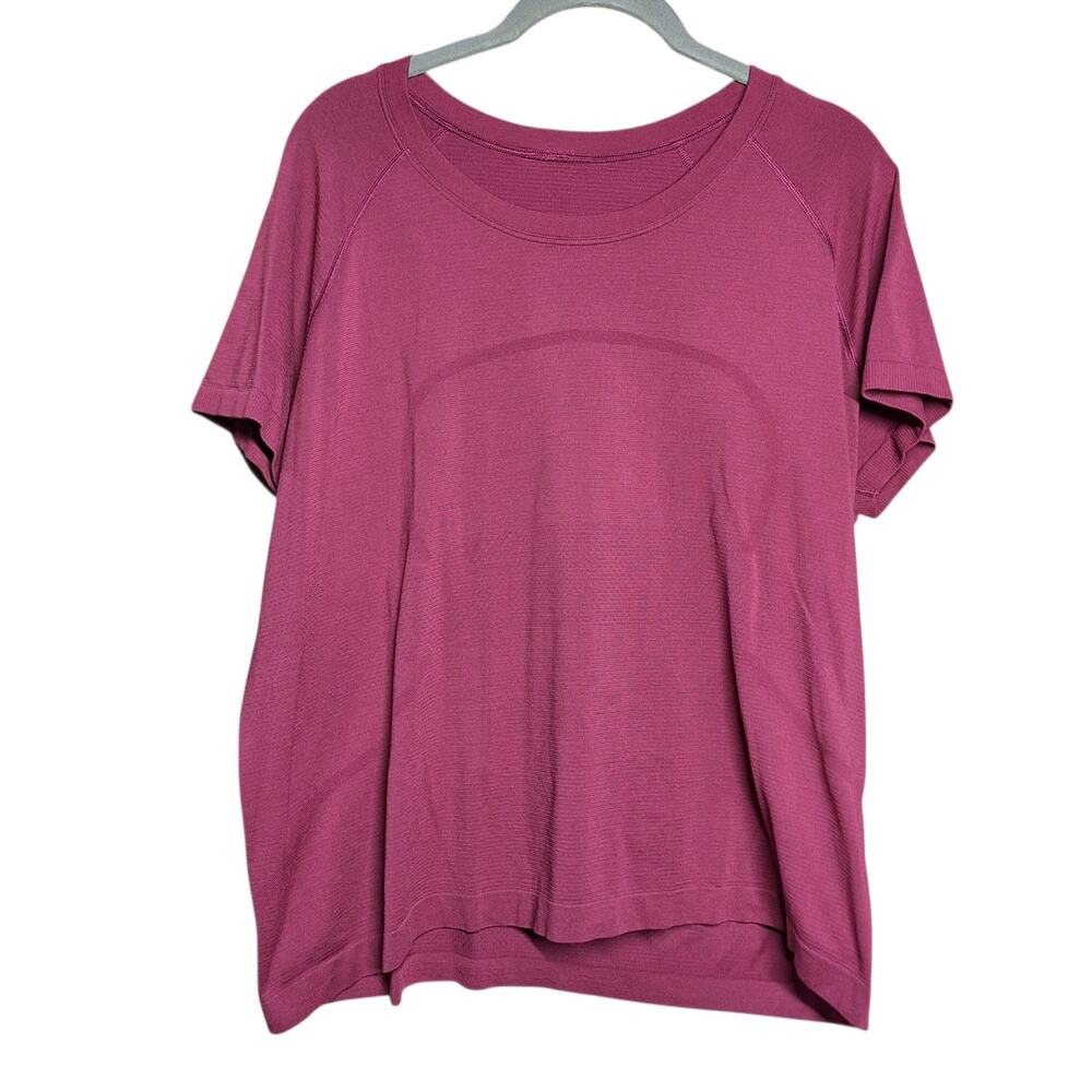 lululemon athletica Short Sleeve Tee - Berry Mauve